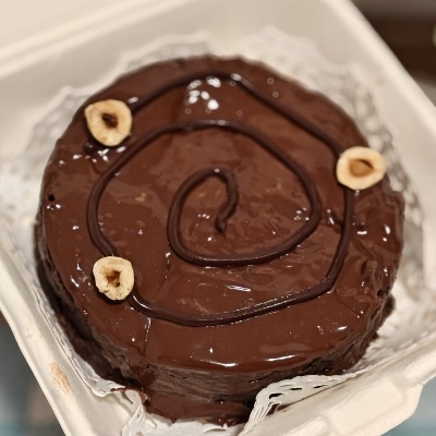 DBC Hazelnut Bento Brownie