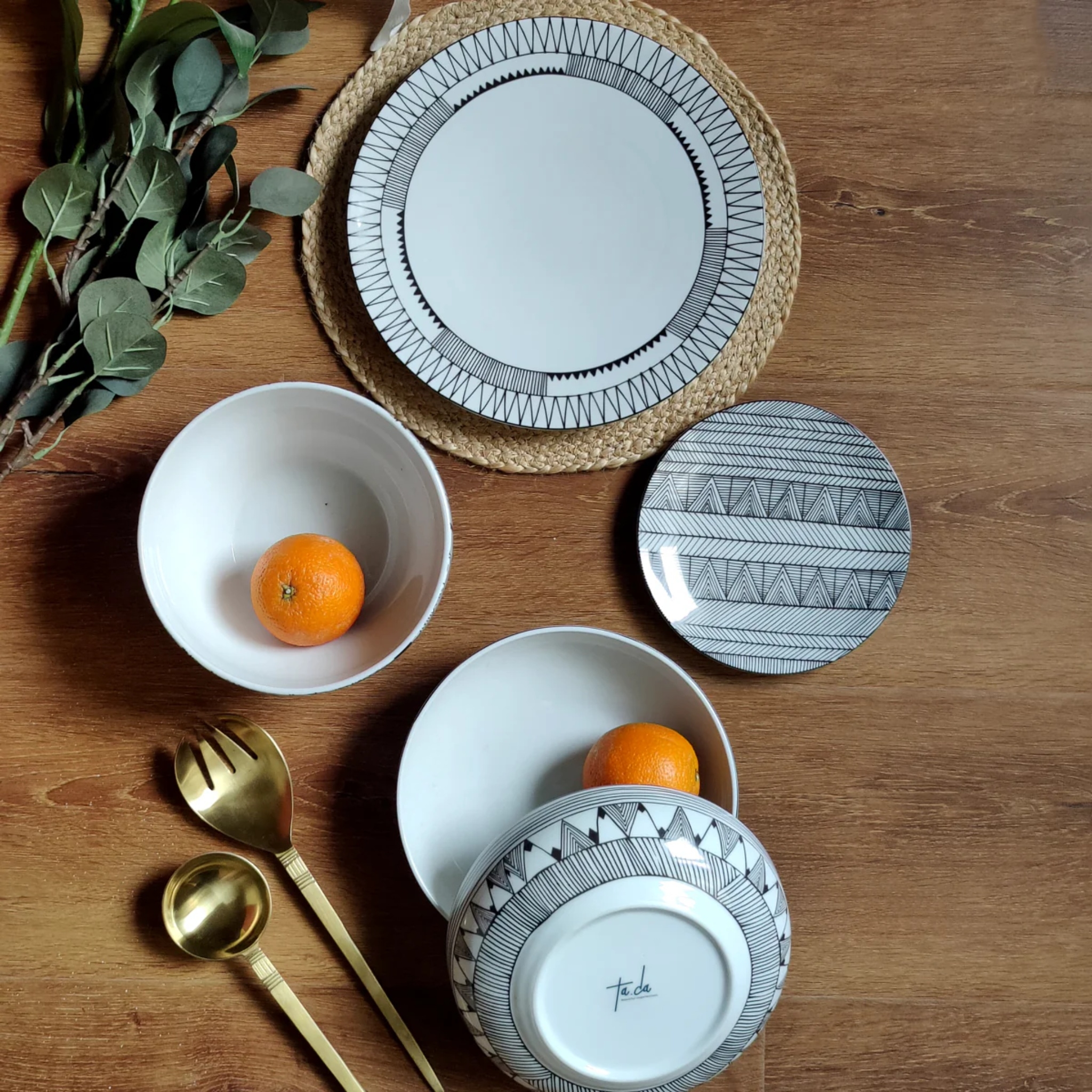 An Incan Moon - 14pc Dinner Set